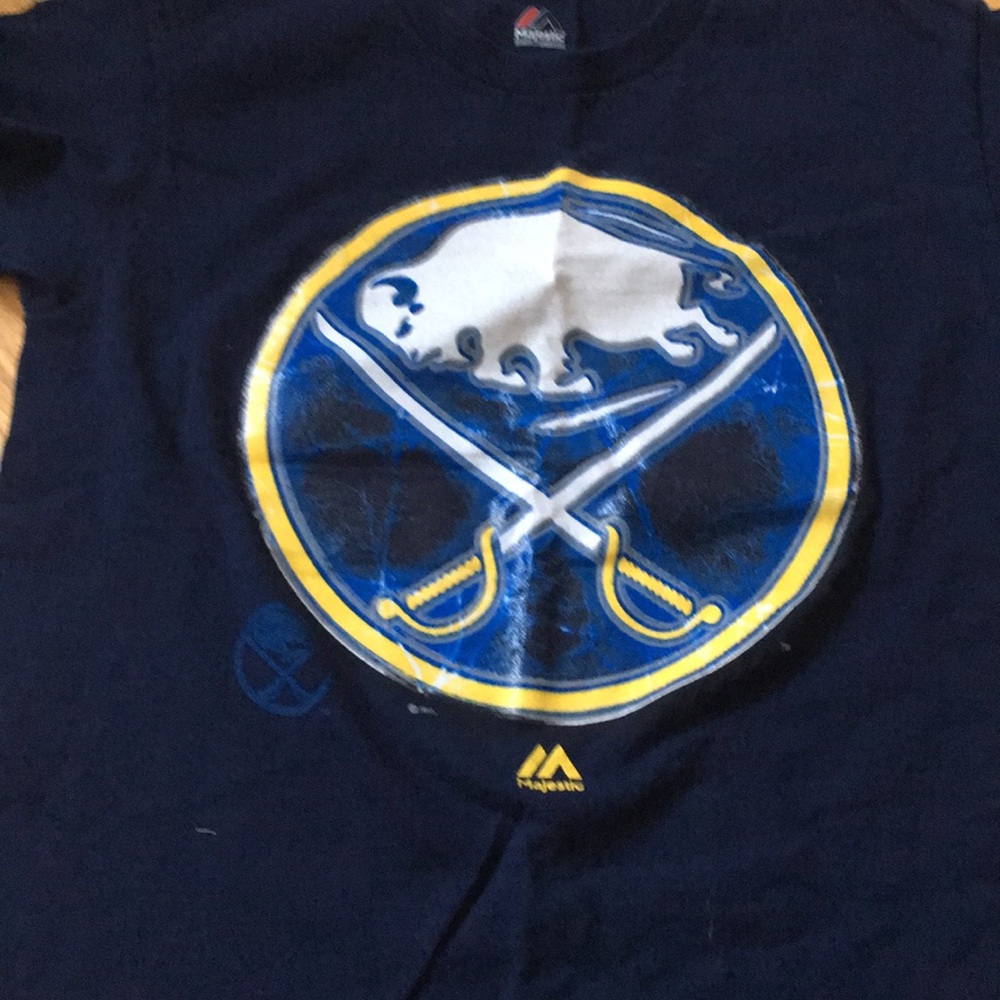 Sabres tee